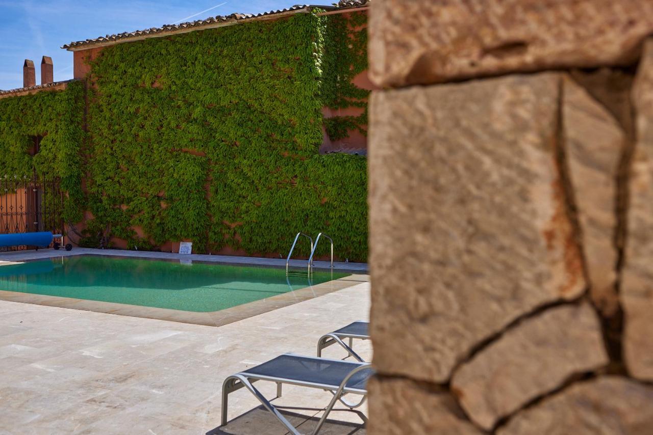 Ca' N Beia Suites - Adults Only Alaro Bagian luar foto