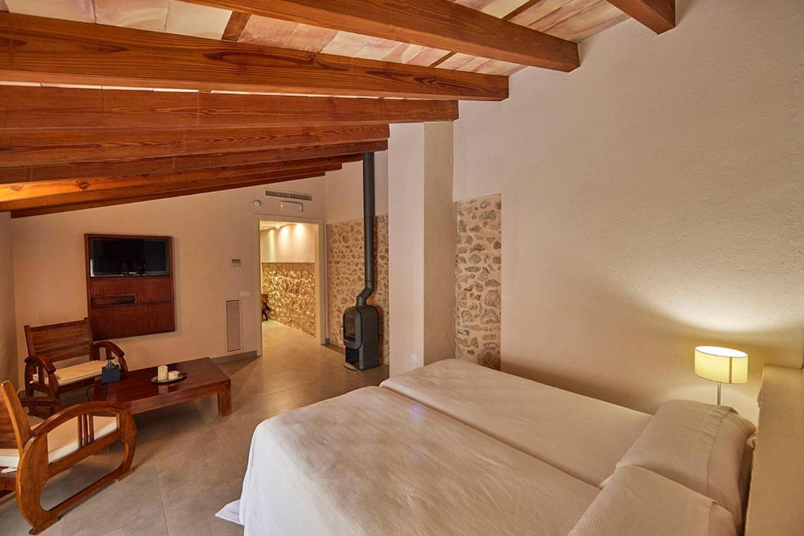 Ca' N Beia Suites - Adults Only Alaro Bagian luar foto