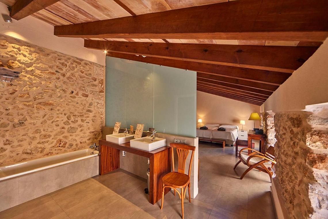 Ca' N Beia Suites - Adults Only Alaro Bagian luar foto