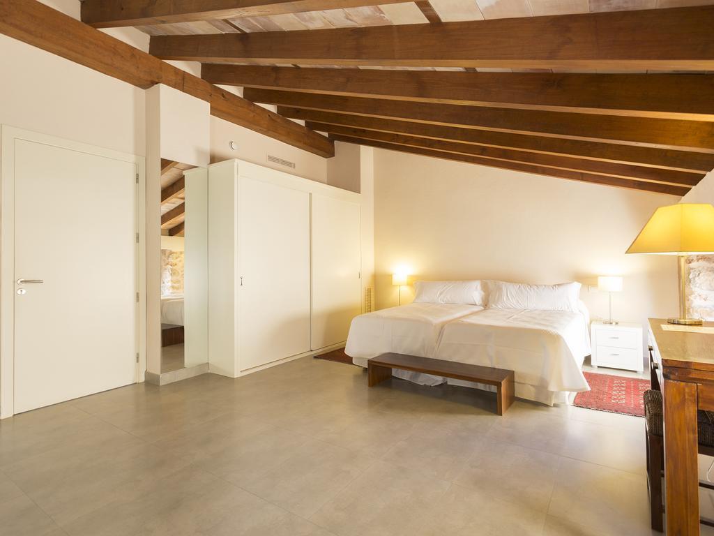 Ca' N Beia Suites - Adults Only Alaro Bagian luar foto
